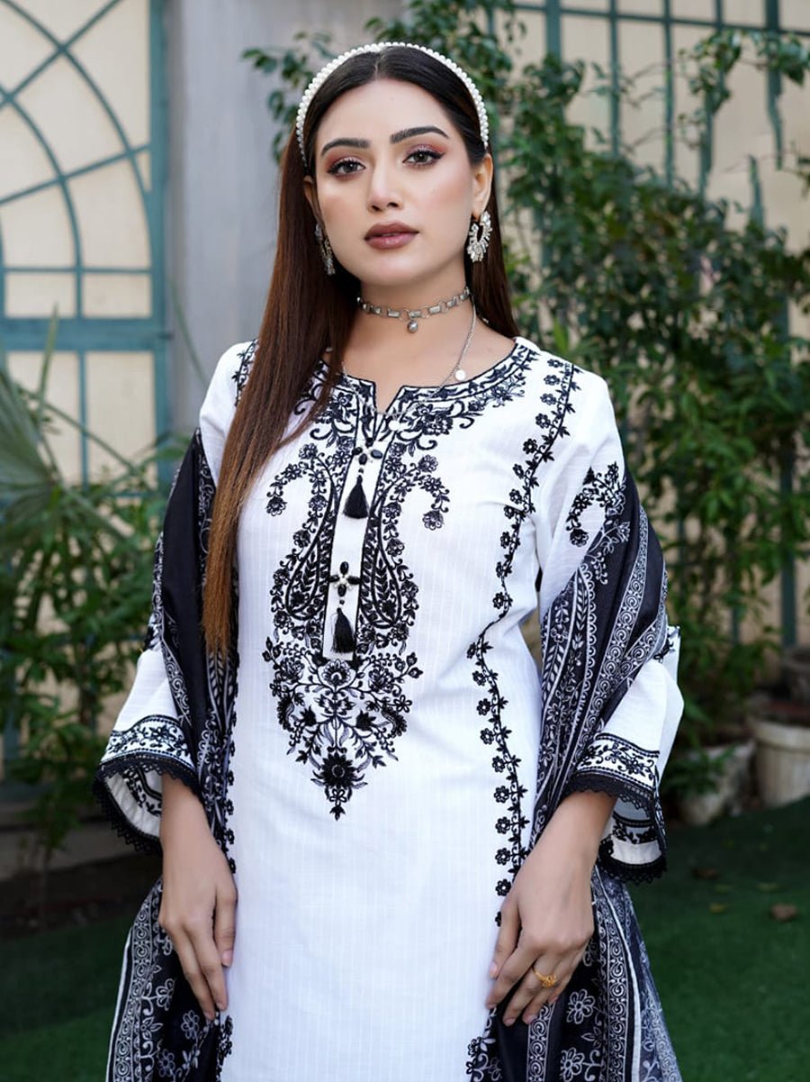 12_677314c4-66eb-46e6-8810-613c47b8a85c